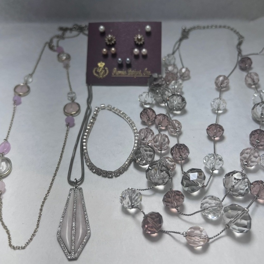 Necklaces Earrings Tennis Bracelet Silver Pink‎ Grey Premier Designs
